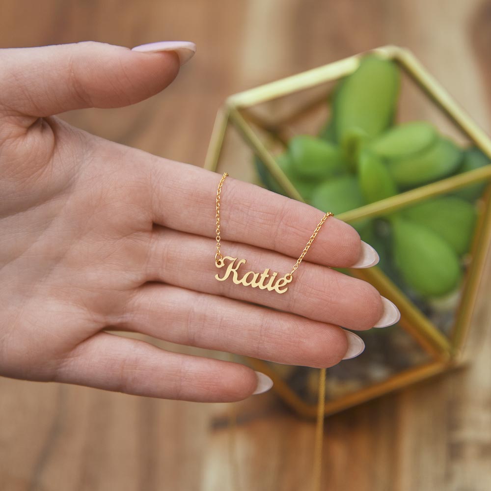 003 - TO DAUGHTER FROM MOM - CUSTOM NAME NECKLACE